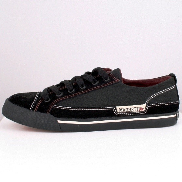 what shoes does tom delonge wear 66fb757cb4253.jpg