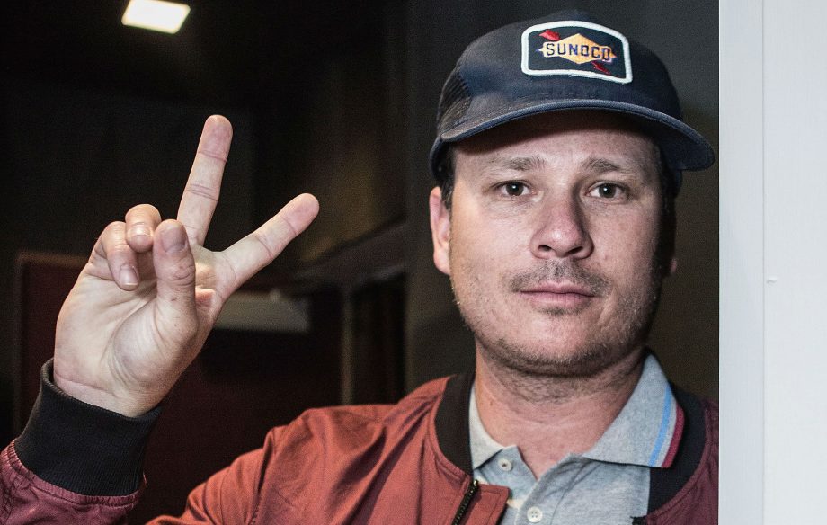 is tom delonge vegan exploring the musician s dietary choices and impact on culture 66fdf76b797d2.jpg