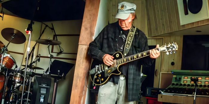 Why Did Neil Young Cancel His Tour? Exploring the Reasons Behind His Decision 1 why did neil young cancel his tour