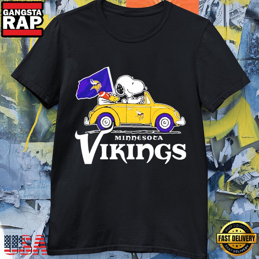 Snoopy and Woodstock x Minnesota Vikings Driving Car T-Shirt